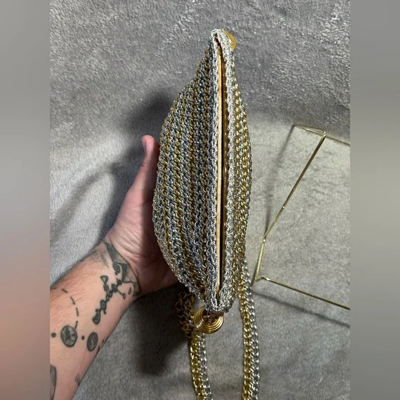 Rare 1960s Delill Silver & Gold Chain Tassel Bag - Picture 8 of 9